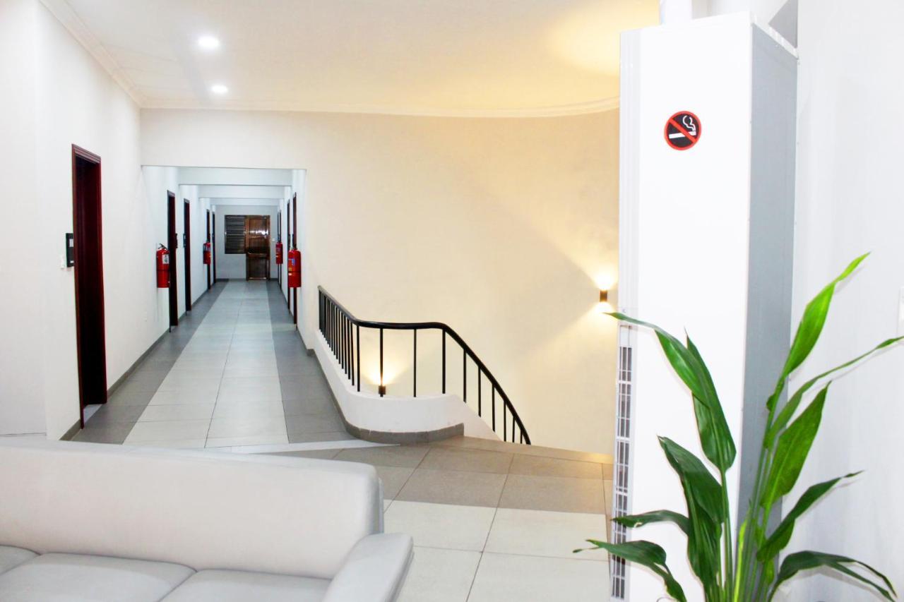 Ixoras Hotel Kinshasa Exterior foto